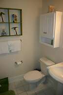 Waterscape 1 Bedroom Apartment by BnD