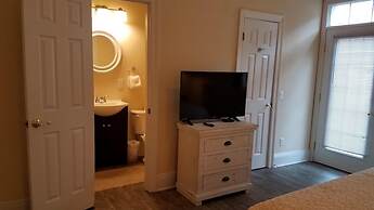 High Tide 7 Bedroom Apartment by BnD