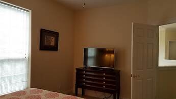 High Tide 7 Bedroom Apartment by BnD