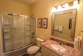 High Tide 7 Bedroom Apartment by BnD