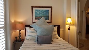 Anchor Down 6 Bedroom Apartment by BnD