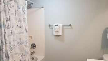 3rd Floor SeaDunes 3 Bedroom Apartment by BnD