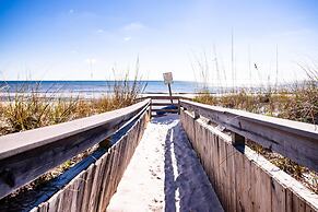 3rd Floor SeaDunes 3 Bedroom Apartment by BnD