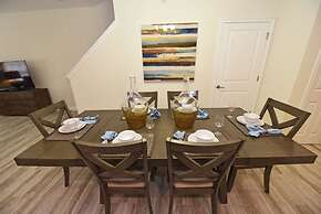 1610 Champions House 4 Bedroom by Florida Star