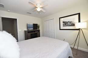 1610 Champions House 4 Bedroom by Florida Star