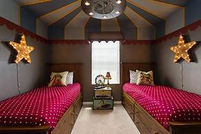 174 Watersong House 6 Bedroom by Florida Star