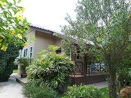 Bann Suan Rachawadee B&B