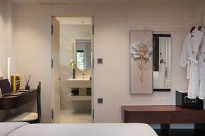 The Chi Boutique Hotel