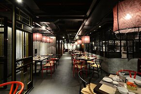 The Chi Boutique Hotel