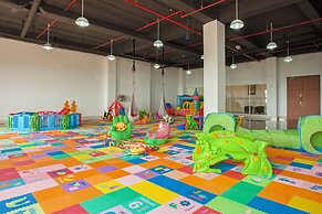 Le Eminence Hotel Convention & Resort Ciloto - Puncak