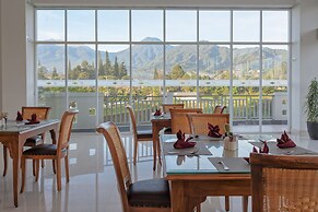 Le Eminence Hotel Convention & Resort Ciloto - Puncak