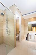 Le Eminence Hotel Convention & Resort Ciloto - Puncak