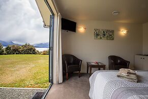 Loch Vista Lake View Villa Accommodation