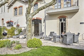 Château Saint Pierre de Serjac