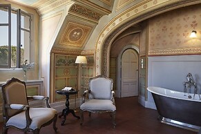 Château Saint Pierre de Serjac