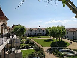 Château Saint Pierre de Serjac