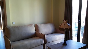 Apartamentos Turísticos La Garza