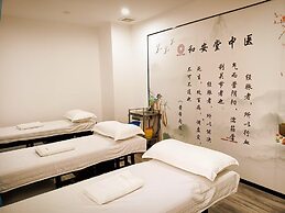 Lucky Holiday International Hotel Pazhou Convention and Exhibition Cen