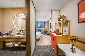 Lucky Holiday International Hotel Pazhou Convention and Exhibition Cen