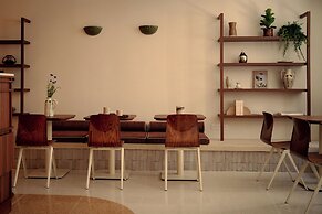 Lala Hotel