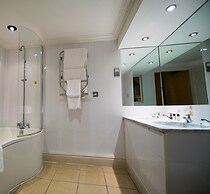 Miskin Manor Hotel And Health Club