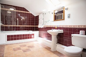 Miskin Manor Hotel And Health Club