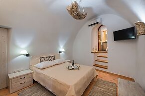 Kokos Traditional Houses