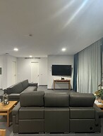 Whales Bay Hotel