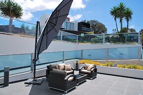 Whales Bay Hotel