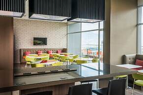 Hampton by Hilton Medellin