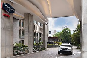 Hampton by Hilton Medellin