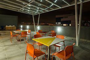 Hampton by Hilton Medellin