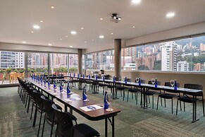 Hampton by Hilton Medellin