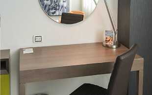 Hampton by Hilton Medellin