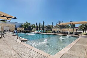 Home2 Suites by Hilton Dallas Addison