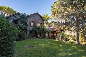 Carilo Village Apart Hotel & Spa