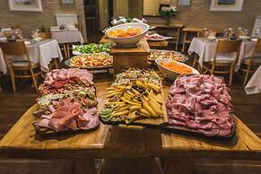 Carilo Village Apart Hotel & Spa