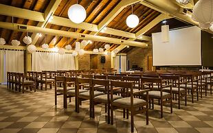 Carilo Village Apart Hotel & Spa