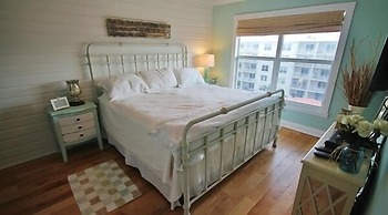 Sea Coast Gardens II 2 Bedroom Condo by Great Ocean Condos