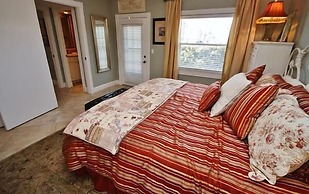 Sea Coast Gardens III 2 Bedroom Condo by Great Ocean Condos