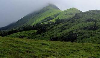 Dream Land Residency