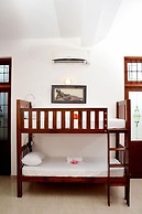 Colombo Mount Beach Hostel