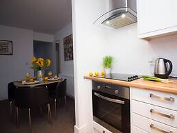 Beddoe Apartments