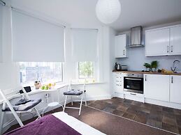 Beddoe Apartments