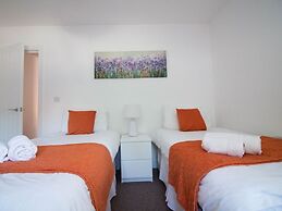Beddoe Apartments