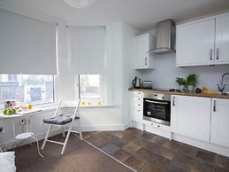 Beddoe Apartments