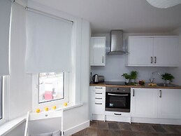 Beddoe Apartments