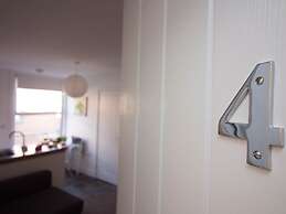 Beddoe Apartments