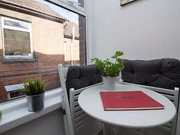 Beddoe Apartments