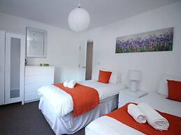 Beddoe Apartments